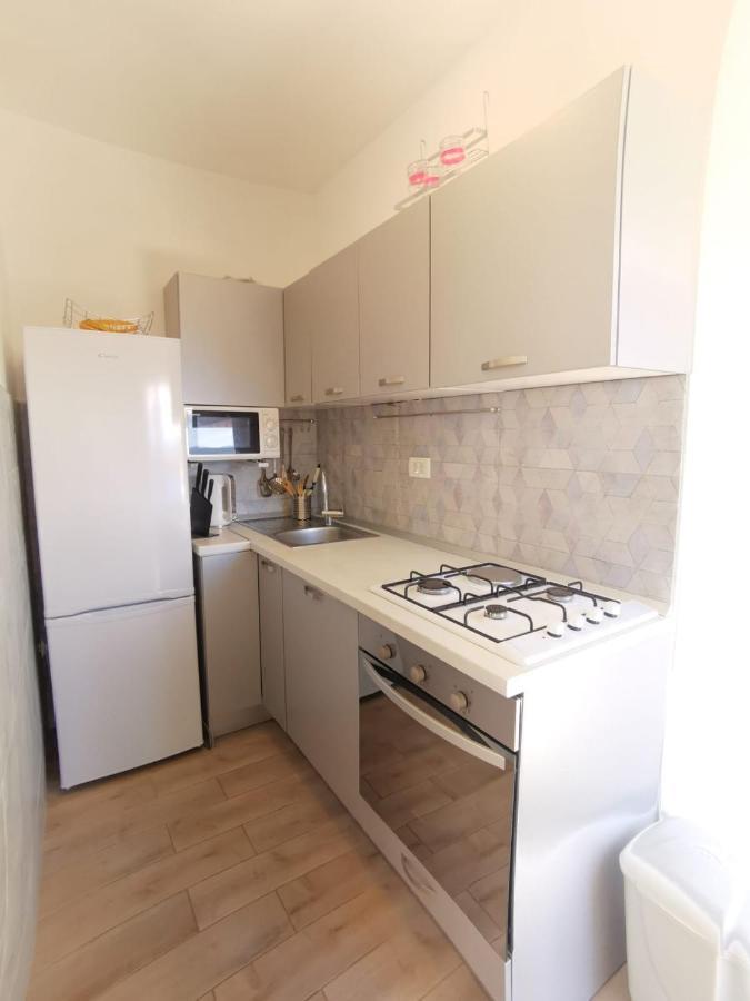 Apartments By The Sea Mimice, Omis - 14230 מראה חיצוני תמונה
